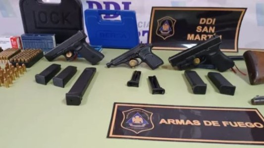 Cinco detenidos, entre ellos un barrabrava de Platense, por cometer un secuestro exprés