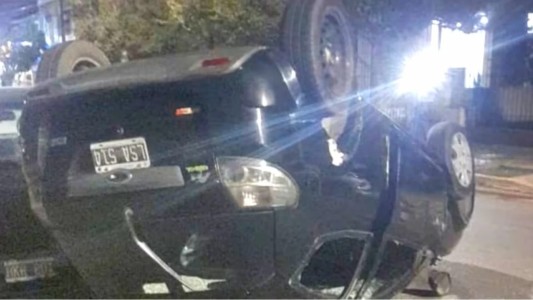 Triple choque en Córdoba: un hombre de 86 años quedó atrapado en su auto