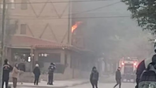 Video: se incendió una habitación de Hotel en Capilla del Monte