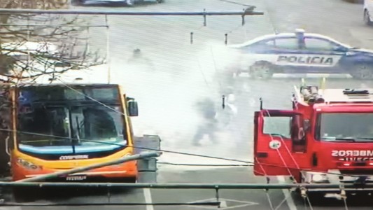 Se incendió un colectivo en el centro de Córdoba