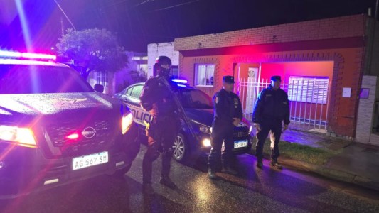 Tres detenidos y un punto de venta de drogas desarticulado en Villa Nueva