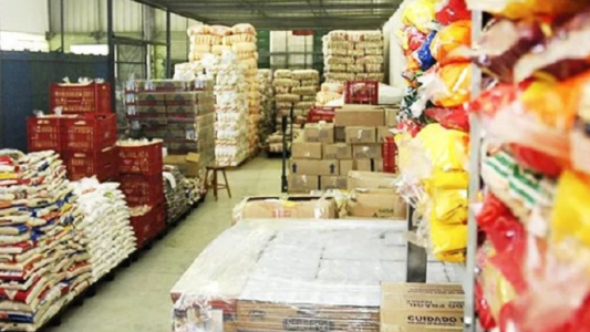 La Justicia ordenó al Gobierno que informe cuántos alimentos tiene y que los distribuya de inmediato