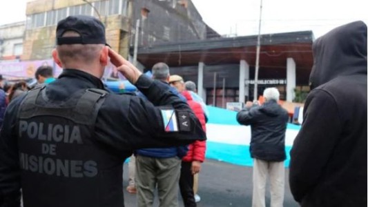 Acuerdo en Misiones: el llamativo aumento de sueldo que mitigó la protesta policial
