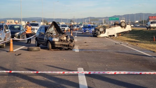 Imputaron al conductor de la camioneta que cruzó de carril y provocó la tragedia en Circunvalación