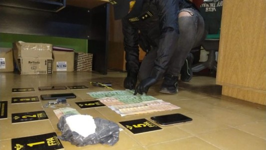 Tres sujetos detenidos con drogas y un arma de fuego en Freyre