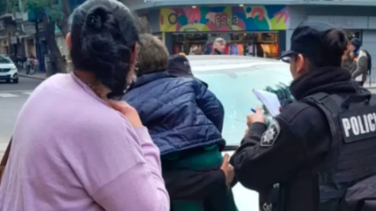 La insólita justificación de una mamá que dejó encerrado en el auto a su hijo de 2 años