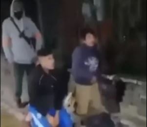 Vecinos atraparon a dos ladrones y los obligaron a cantar el Himno y el Arroz con leche