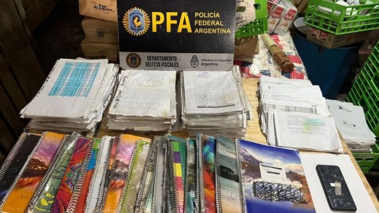 Allanaron catorce domicilios vinculados a movimientos sociales en la causa que investiga extorsión a beneficiarios