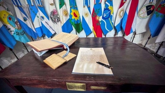 Pacto de Mayo: el presidente Milei y 18 gobernadores firmaron el Acta en Tucumán