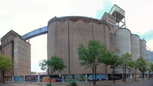 Un obrero fue aplastado por un motor eléctrico: se encuentra en grave estado