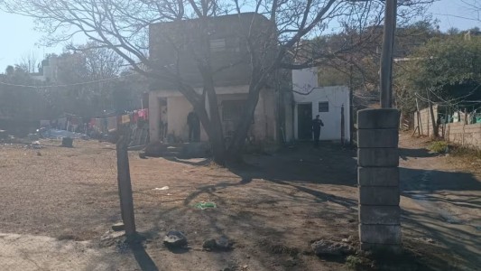 La Calera: amenazó con incendiar su casa y tuvo que intervenir el Eter