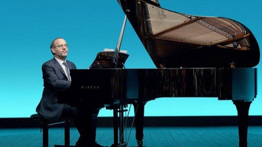 Ovación de pie: el maestro Feferovich brilló en Córdoba con un show inspirador