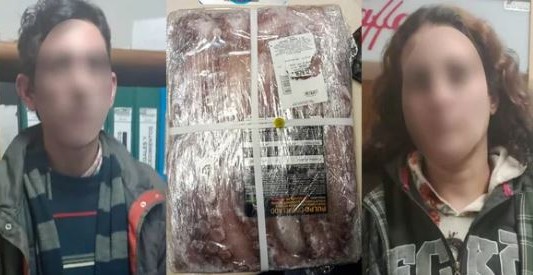 Detienen a pareja de "mecheros" en un supermercado por robarse un pulpo de casi 170 mil pesos
