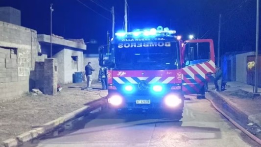 Villa Nueva: investigan como homicidio la muerte de una mujer tras el incendio de su casa