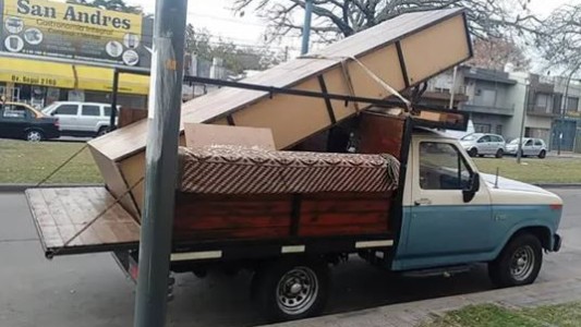 Insólito robo en Junín: contrataron un flete y simularon una mudanza pero fueron detenidos