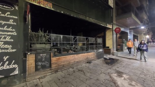 Video: se incendió un local gastronómico en Nueva Córdoba