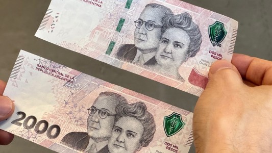 San Francisco: dos hombres terminaron imputados por querer comprar bebidas con billetes falsos