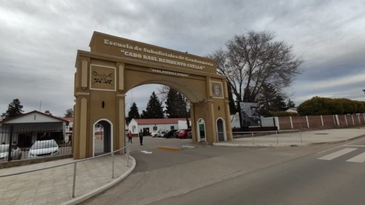 Una gendarme va a juicio por humillar a 100 aspirantes mujeres