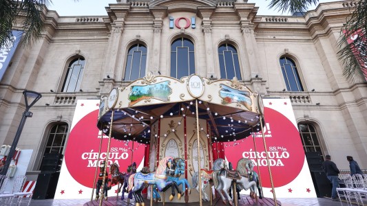 Patio Olmos marca tendencia: Lanzó su colección primavera-verano 24/25 en un parque de diversiones