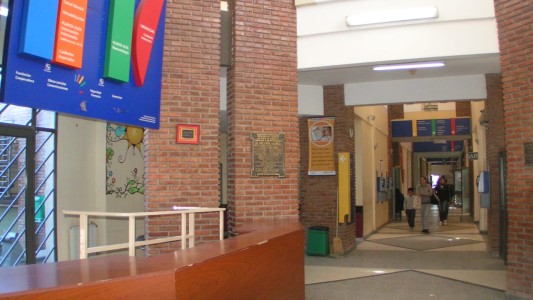 Balearon a un nene de 5 años: está grave en el hospital de niños de Santa Fe