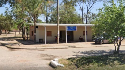 Un menor de 10 años fue hasta una comisaría para denunciar a su mamá y a su padrastro por violencia