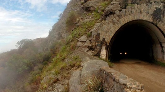 Corte total en ruta provincial 28 por incendio próximo a los Túneles de Taninga