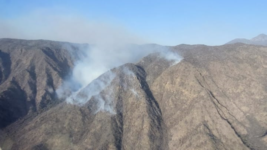 Incendios en Córdoba: continúa el combate en Quebrada de la Mermela y hay nuevos focos en Punilla