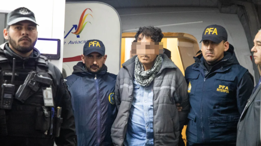 Empieza el juicio contra el taxista acusado de violar a una pasajera y estar prófugo durante 8 años