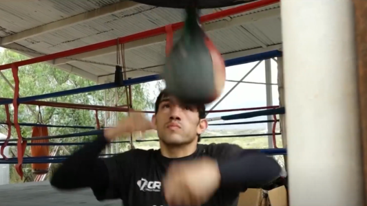 Fallo judicial inédito: boxeador condenando por homicidio podrá sacarse la tobillera para ir a pelear