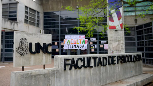 UNC: comenzó el paro universitario contra el veto a la Ley de Financiamiento
