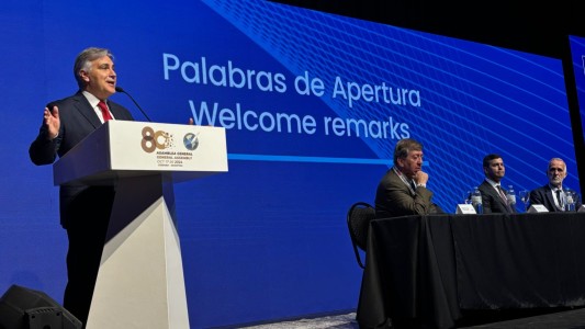 Comenzó la SIP: Martín Llaryora estuvo presente en la Asamblea que se desarrolla en Córdoba