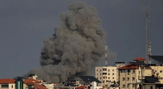Ataque aéreo israelí en el norte de Gaza dejó al menos 150 muertos y heridos