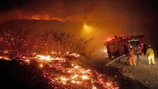 Es oficial: se declaró emergencia ambiental por los incendios en Córdoba