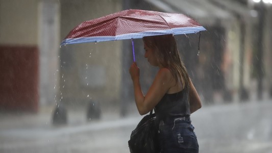 Tiempo en Córdoba: alerta por tormentas y fuertes vientos con posible caída de granizo