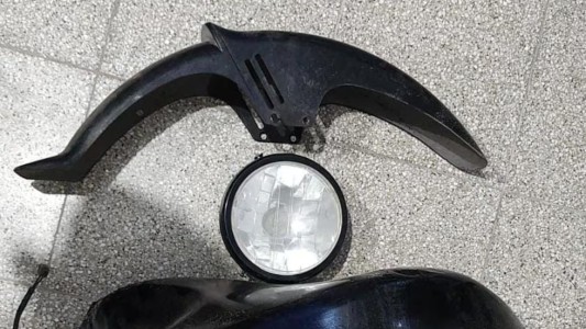 Barrio Inaudi: robó una moto, la intentó vender por partes y quedó detenido