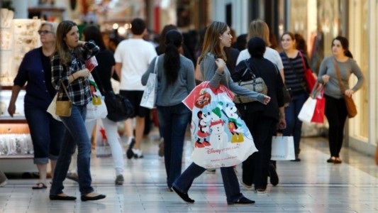 En vísperas de la Nochebuena y la Navidad, las ventas minoristas aumentaron 1,5%