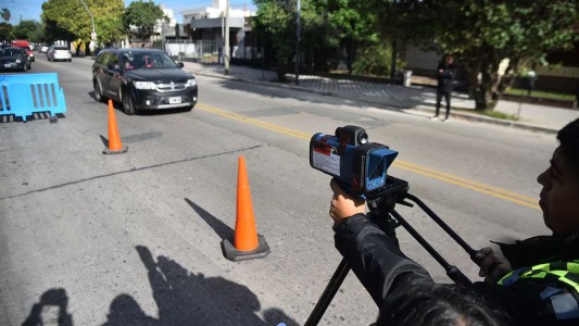 El Gobierno de Córdoba busca implementar un sistema de radares fijos en las vías más rápidas