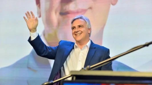 Llaryora envió un mensaje de esperanza y compromiso para 2025: “Córdoba será un faro de progreso para el país”