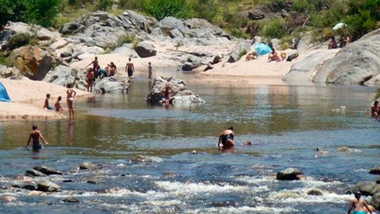 Cuesta Blanca: Un turista murió tras tirarse al río y golpear la cabeza contra una piedra