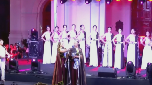 El escándalo de la Reina de la Papa