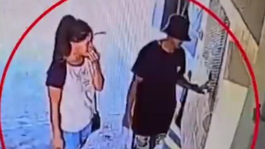 Horror en Lomas de Zamora: degolló a su pareja en un hotel alojamiento