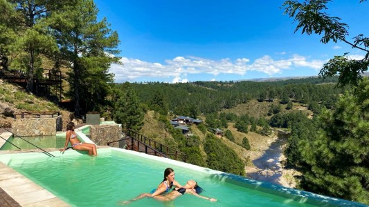 Polémica en Córdoba: cobrarán una “ecotasa” de $5000 para ingresar al Paraje El Durazno