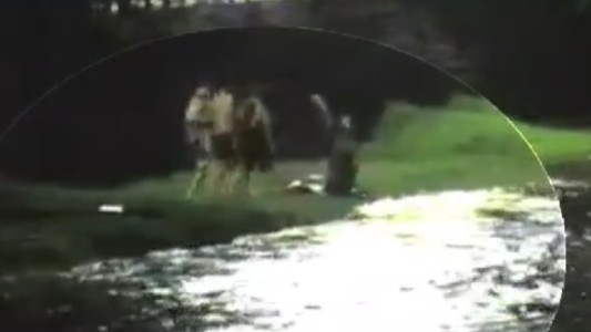 Un adolescente se arrojó al Río Suquía y un policía de franco tuvo que lanzarse a rescatarlo