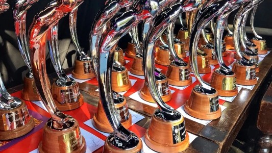 Premios Carlos 2025: continúa la polémica por las nominaciones