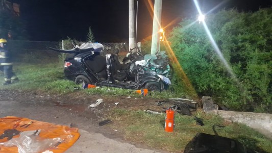 Alta Gracia: dos jóvenes chocaron contra un poste al huir de la policía