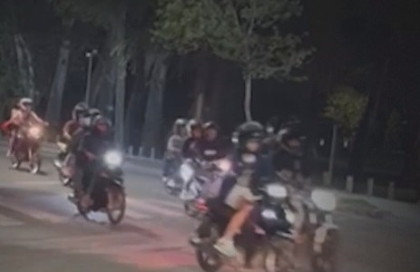 Villa Carlos Paz: preocupación por motos a alta velocidad y ruidos molestos en la costanera