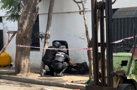Encontraron una bomba en la vía pública