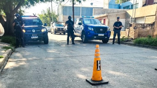 FPA desbarató un punto de venta de drogas y detuvo a un hombre en barrio Alto Alberdi