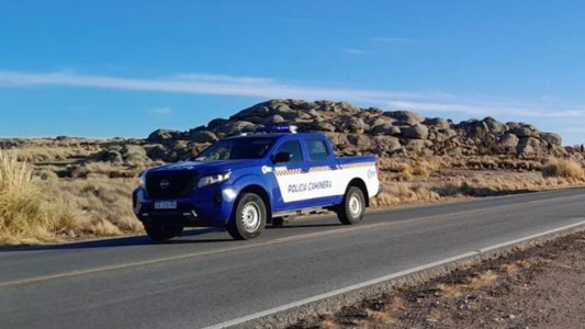 Un auto chocó a una moto en el Camino de las Altas Cumbres: murió una menor de 11 años