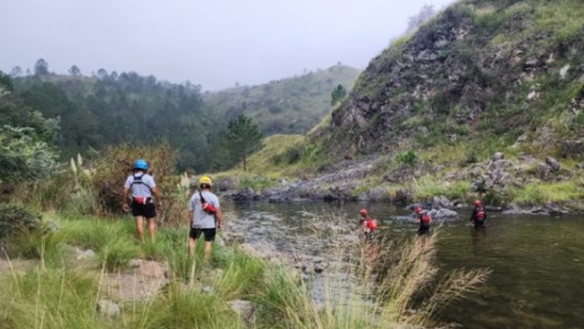 Buscaban a un hombre que desapareció en el río: estaba en el bar del pueblo